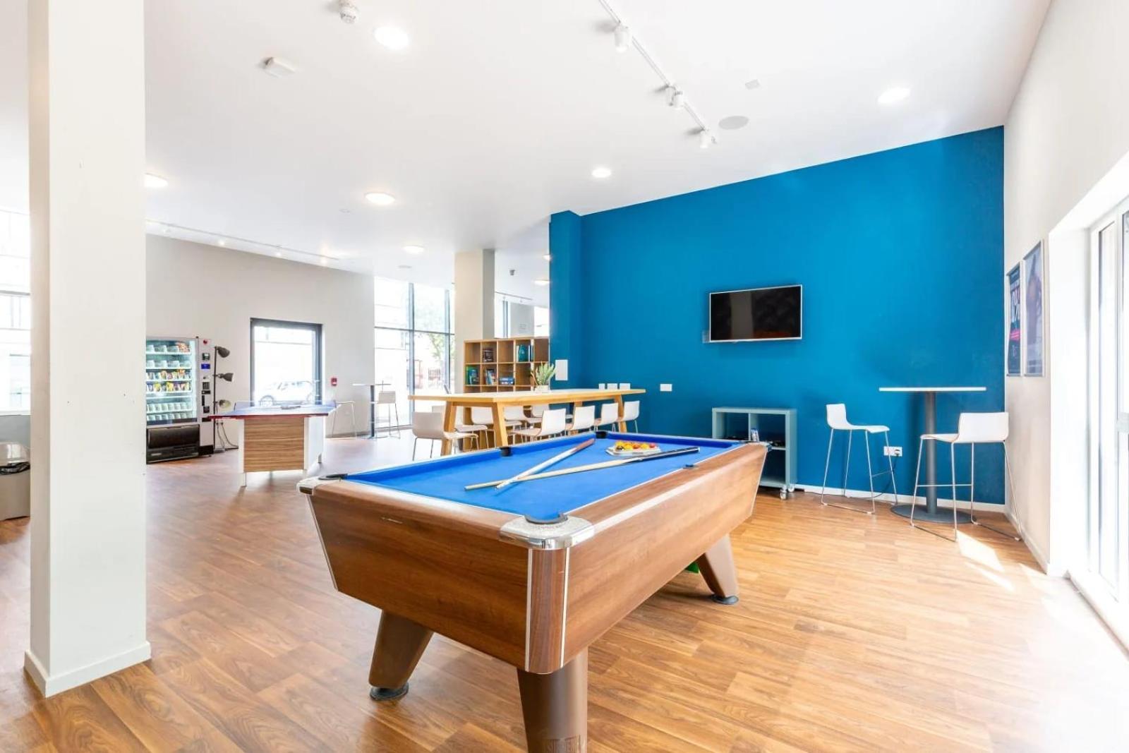 Bryson Court In Newcastle Apartment Exterior foto